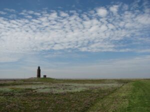 img_regiomaris_langeness_leutturm_wolken